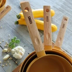 Casserole Ector Induction Aluminium Revêtu Manche En Bois 16 Cm Jaune -Cuisine Appareils Magasin 108002 2 1 Casserole Ector induction aluminium revetu manche en bois 16 cm jaune Ogo