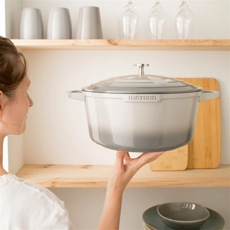 Cocotte Légère Ronde En Fonte D'aluminium 28 Cm 6,7 L Coloris Gris 5 Cocotte Légère Ronde En Fonte D'aluminium 28 Cm 6,7 L Coloris Gris – Image 3