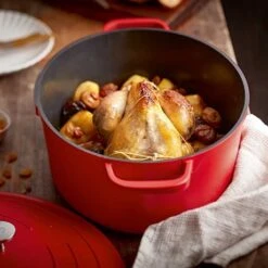 Nouveaux produits -Cuisine Appareils Magasin 203008 1 2 Cocotte legere ovale en fonte d aluminium 32 cm 6 5 L rouge Mathon