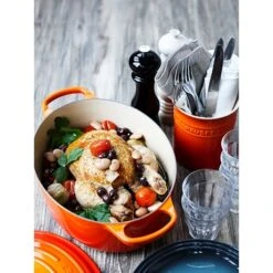 Le Creuset Cocotte Fonte Ovale Volcanique 29 Cm -Cuisine Appareils Magasin 213202 2 3 Cocotte fonte ovale volcanique 29 cm Le Creuset