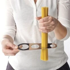 Lot Machine à Pâtes + Doseur à Spaghettis En Inox -Cuisine Appareils Magasin 28918 2 1 Lot machine a pates doseur a spaghettis en inox Mathon