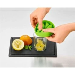 Presse-agrume For Drinks -Cuisine Appareils Magasin 613032 4 1 Presse agrume For Drinks Betty Bossi