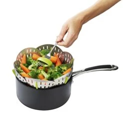 Joseph Joseph Panier Vapeur Pliable Anti-rayure -Cuisine Appareils Magasin 670099 2 1 Panier vapeur pliable anti rayure Joseph Joseph