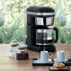 KitchenAid Machine à Café électrique Onyx 1,7 L 1100 W 5KCM1209EOB -Cuisine Appareils Magasin 700028 3 1 Machine a cafe electrique onyx 1 7 L 1100 W 5KCM1209EOB Kitchenaid