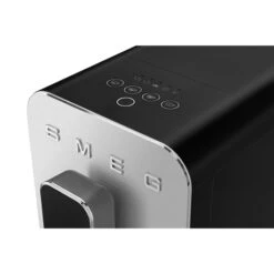 Smeg Machine à Café Avec Broyeur 19 Bars BCC01BLMEU Noir Mat -Cuisine Appareils Magasin 700072 2 1 Machine a cafe avec broyeur 19 bars BCC01BLMEU noir mat Smeg