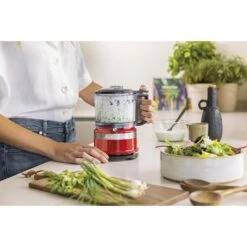 KitchenAid Mini Robot Hachoir Rouge 240 W 5KFC3516EER -Cuisine Appareils Magasin 760061 2 2 Mini robot hachoir rouge 240 W 5KFC3516EER Kitchenaid