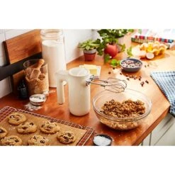 KitchenAid Batteur à Main électrique Sans Fil 7 Vitesses Crème 5KHMB732EAC -Cuisine Appareils Magasin 760358 3 2 Batteur a main electrique sans fil 7 vitesses creme 5KHMB732EAC Kitchenaid